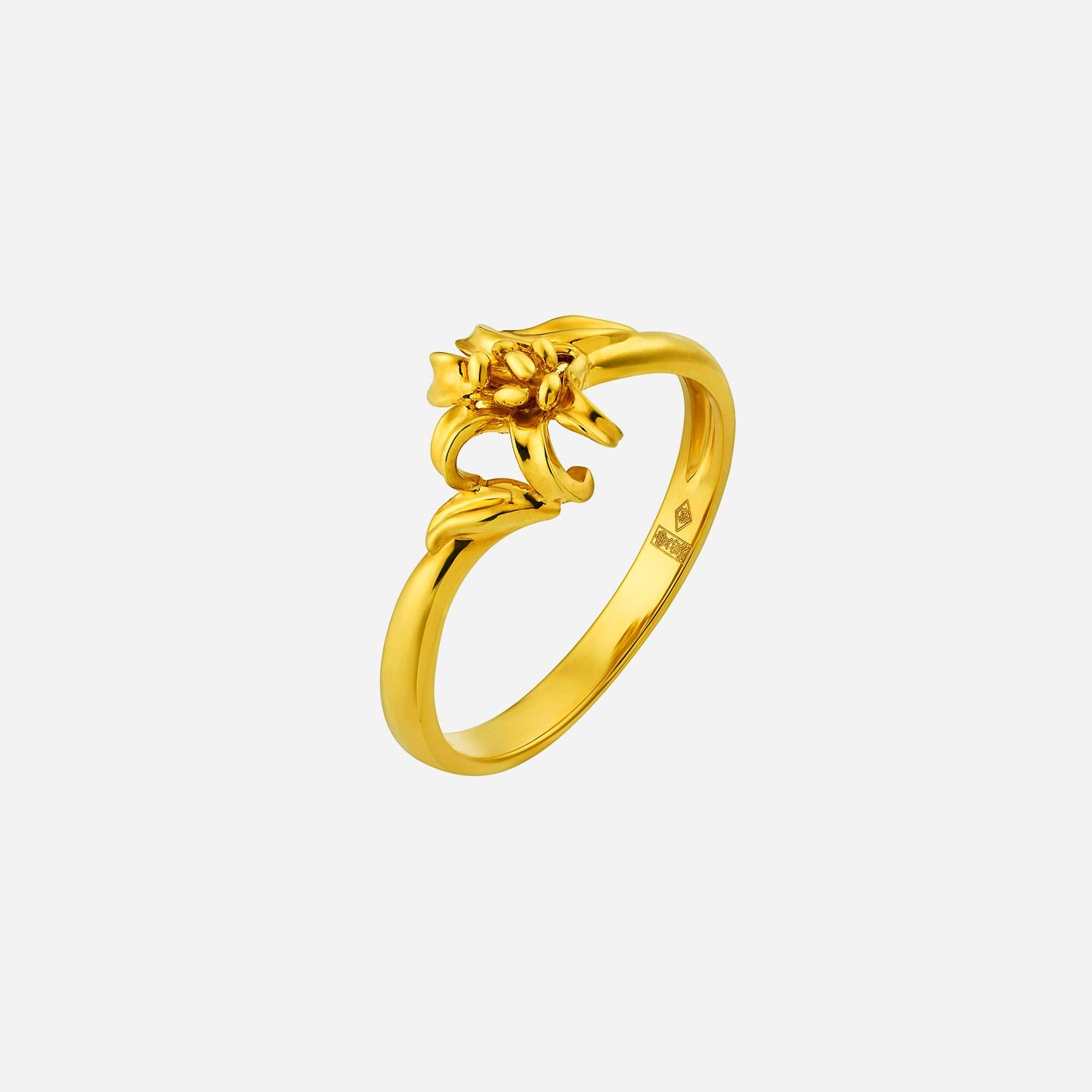 22k yellow gold century of love ring featuring a floral design with intricate detailing and elegant curves.