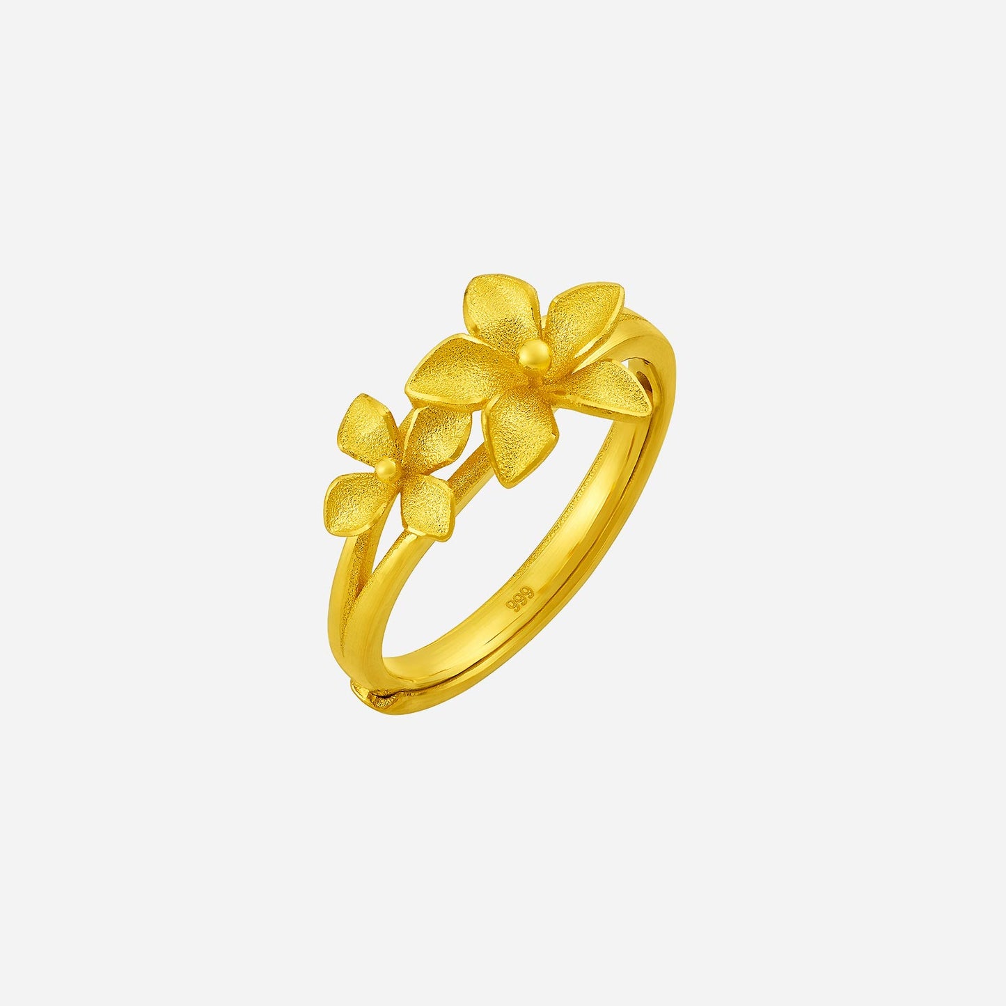 myosotis ring in 24k yellow gold featuring dual flower designs, symbolizing enduring love and beauty.