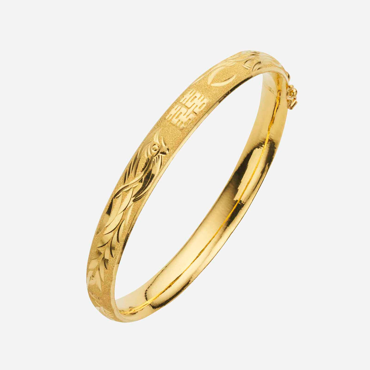 double happiness bangle in 24k yellow gold featuring intricate si dian jin design with floral engravings.