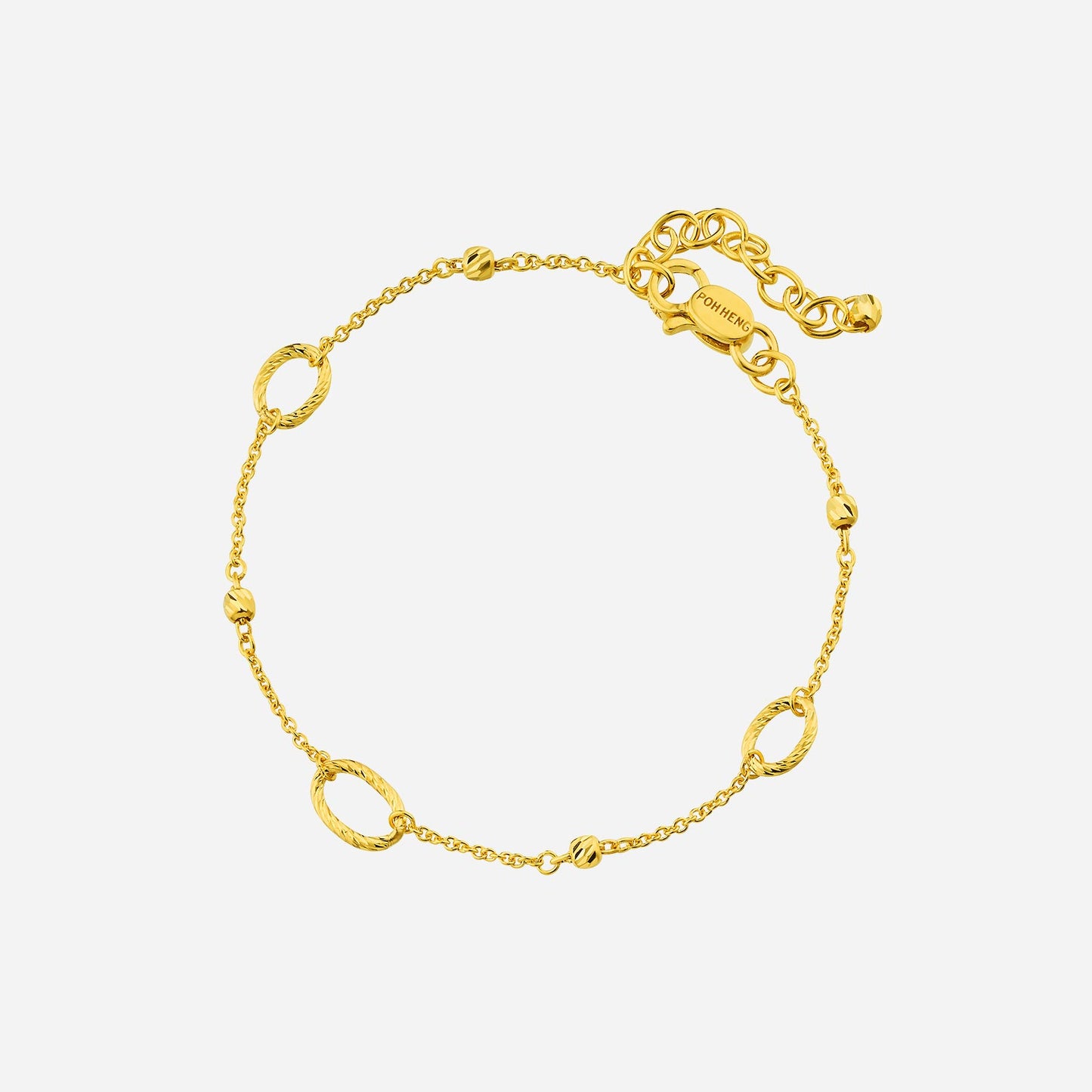 twist circle bracelet in 22k yellow gold featuring circular links and textured details for a modern, elegant look.