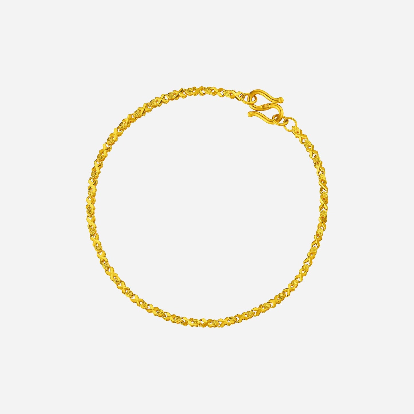 refined 24k yellow gold bracelet with a heart pattern and secure clasp, perfect for everyday wear or special occasions.