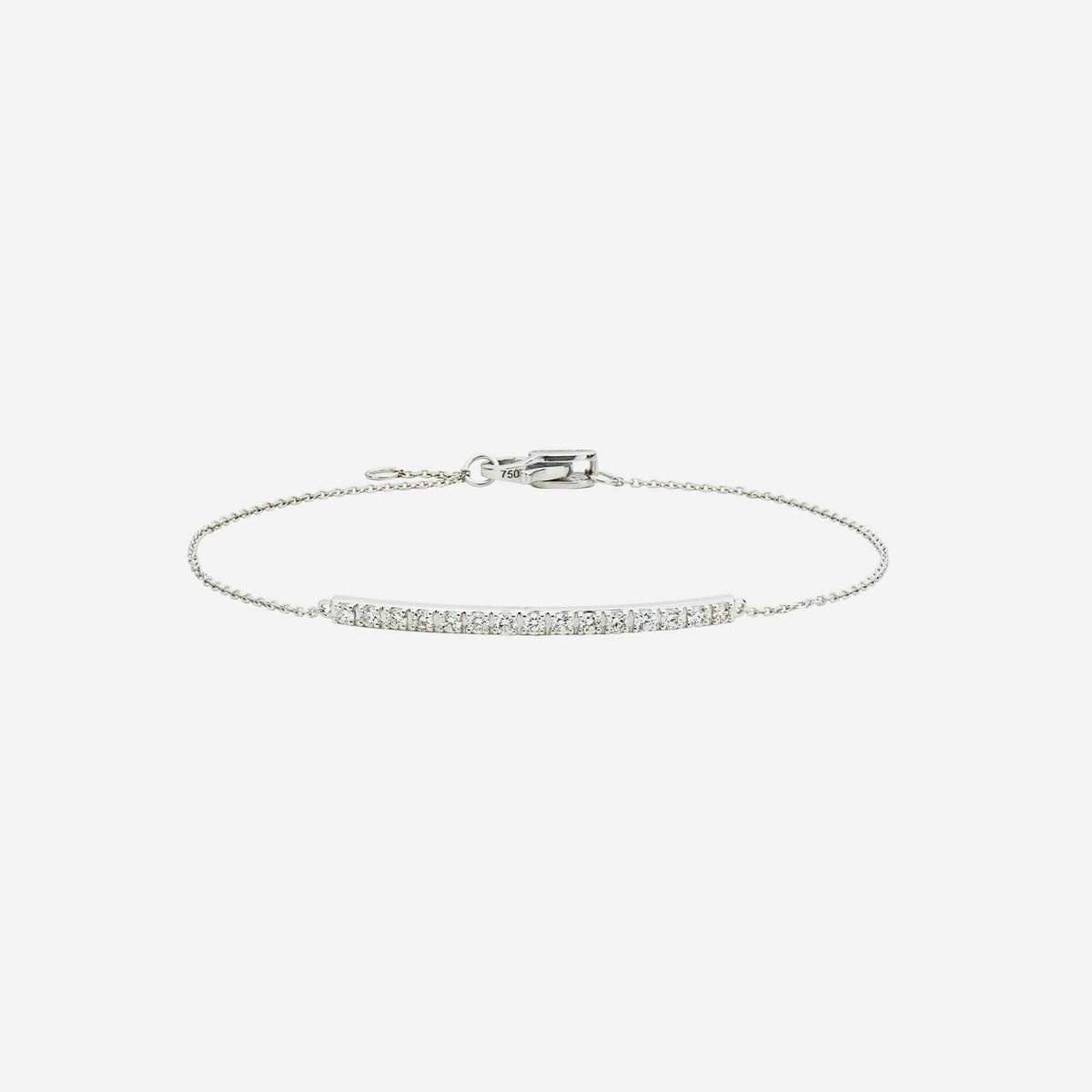 single bar bracelet in 18k white gold with sparkling fine diamonds, perfect for mixing and matching styles.