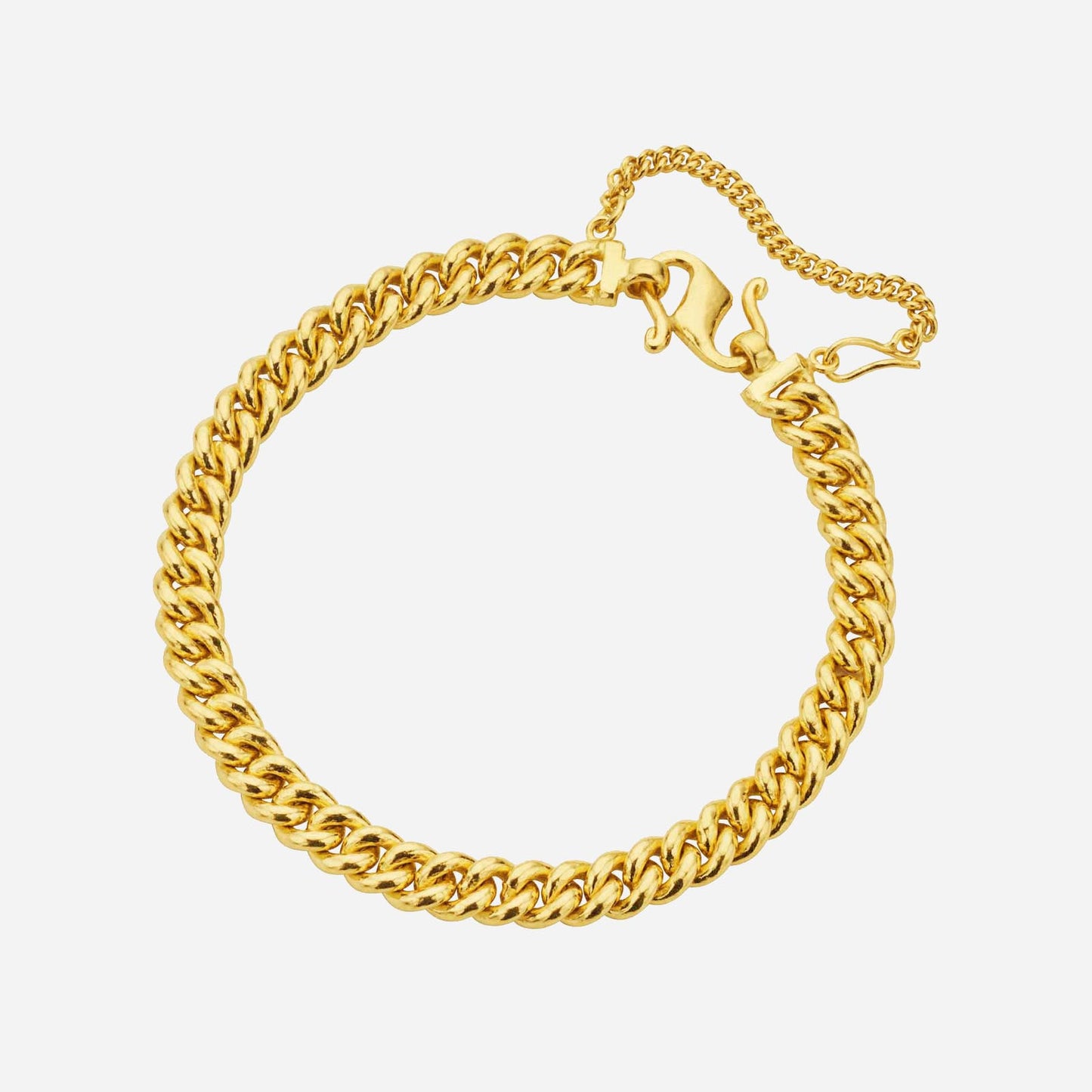 single link chain bracelet in 24k yellow gold with a classic design and secure clasp, ideal for elegant styling.