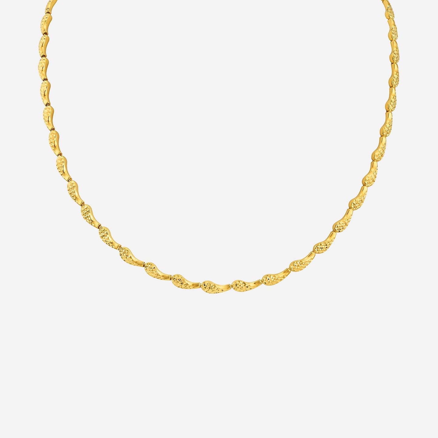 happiness raindrops necklace in 22k yellow gold with a fluid, wavy design for a radiant and elegant look.