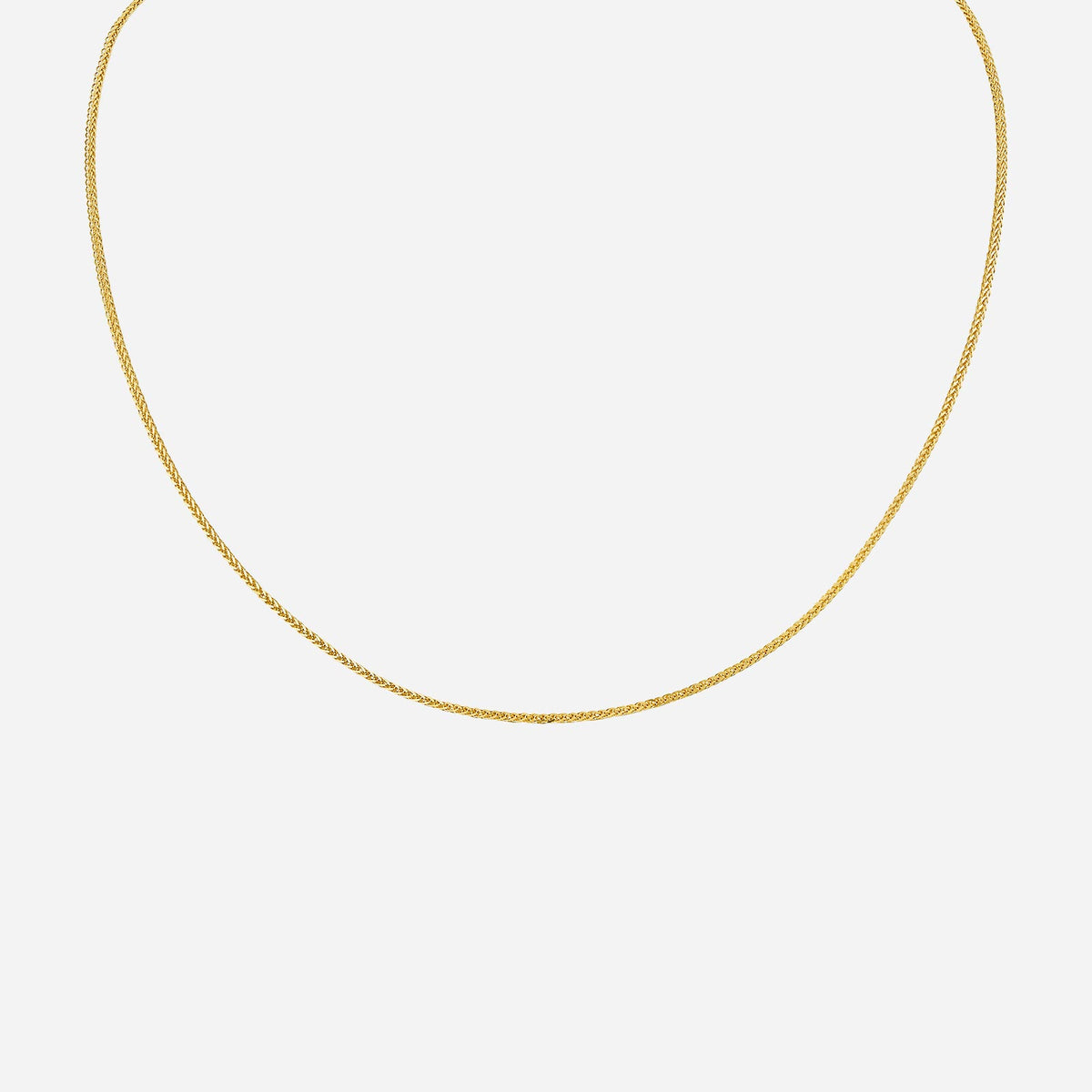classic spiga chain in 18k yellow gold, designed for elegant pendants and timeless style.