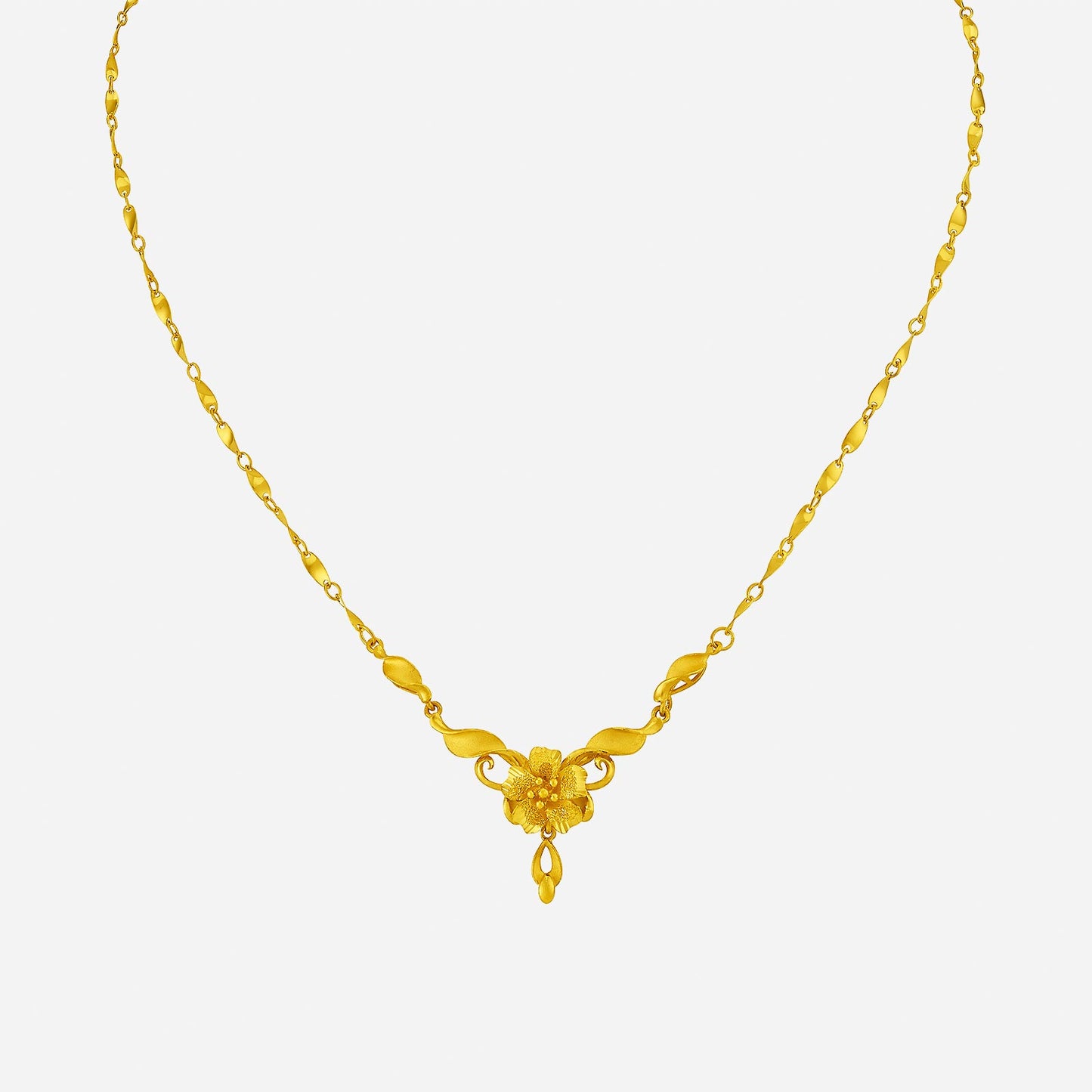 24k yellow gold twinkling blossom necklace featuring floral motifs and a shimmering finish for elegant style.
