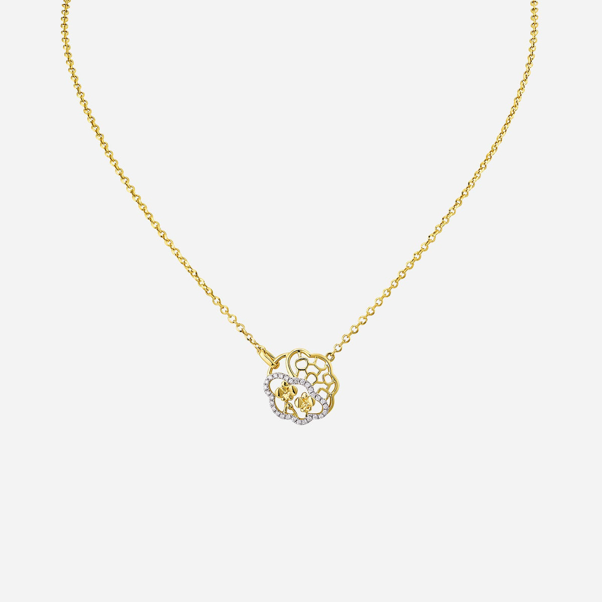 legacy diamond necklace in 18k yellow gold featuring a floral design and sparkling diamonds, perfect for elegant occasions.