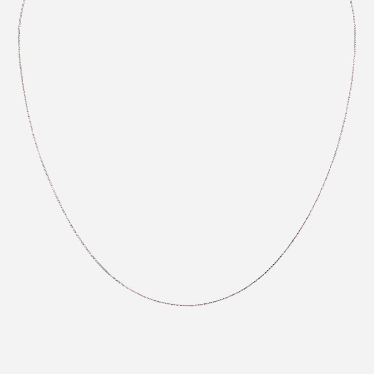 spiga chain necklace in 18k white gold, featuring a classic and simple design, perfect for pendants.