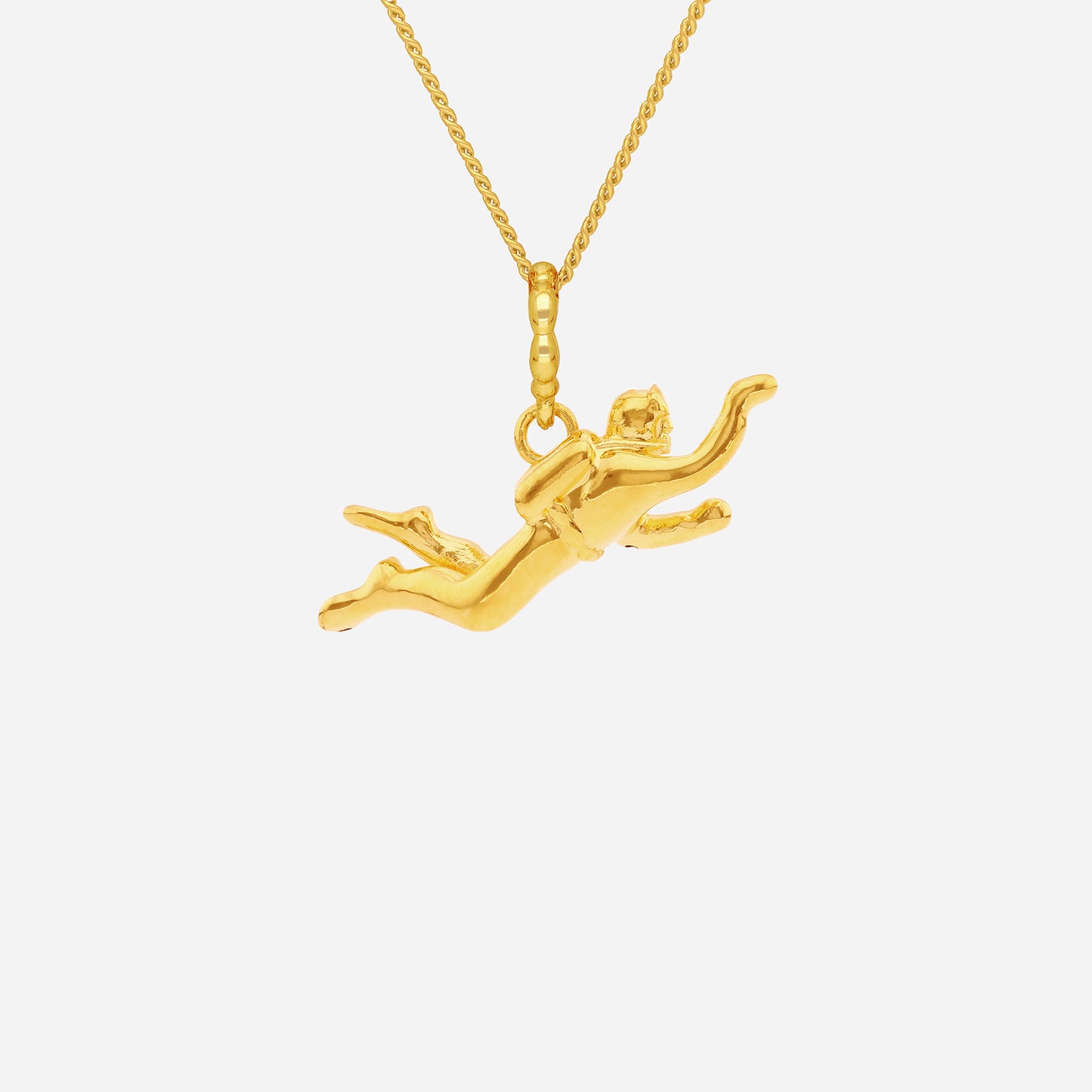 22k yellow gold diving pendant featuring a detailed sculpted diver in a dynamic swimming pose.
