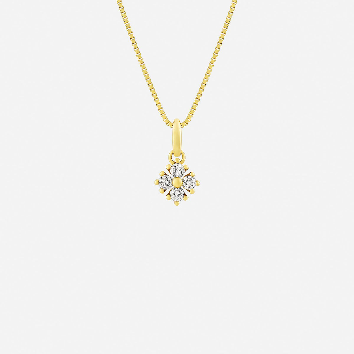 osmanthus diamond pendant in 18k yellow gold, featuring a floral cluster of sparkling diamonds.