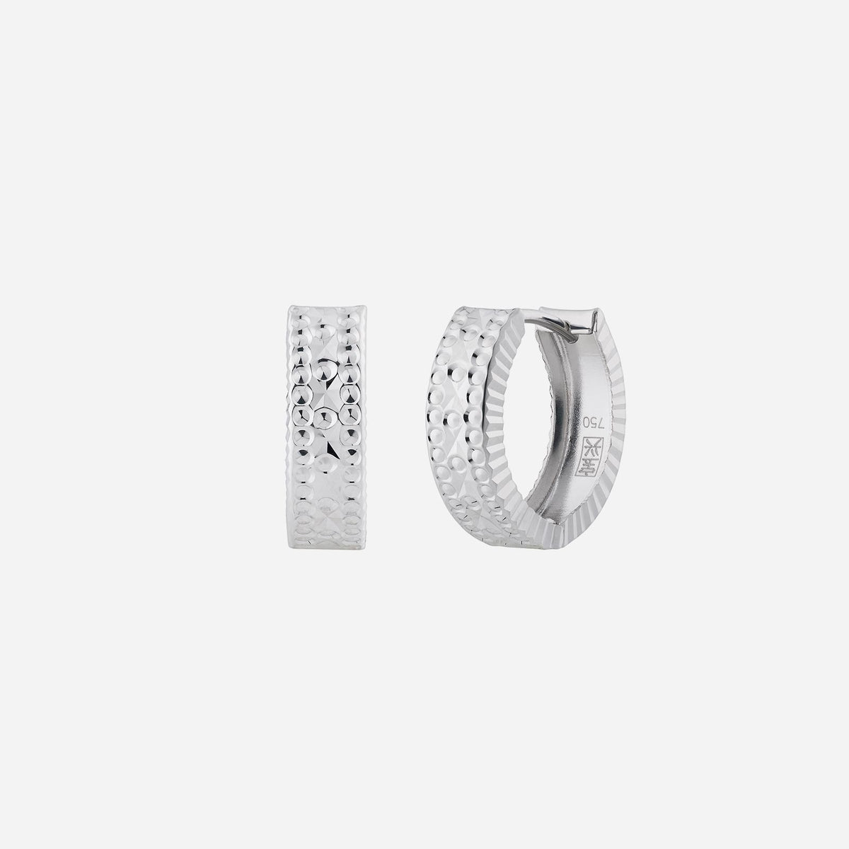 textured huggie earrings in 18k white gold featuring a hammered design for a modern elegance.