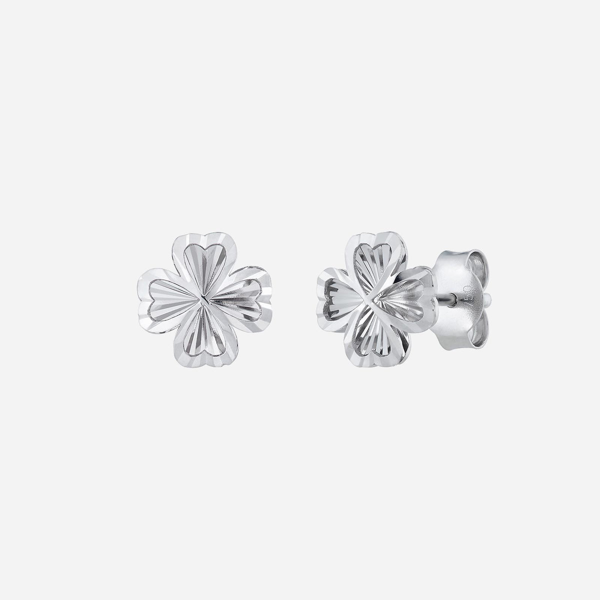 18k white gold flower earrings with detailed petal design, perfect for adding a floral touch to any outfit.