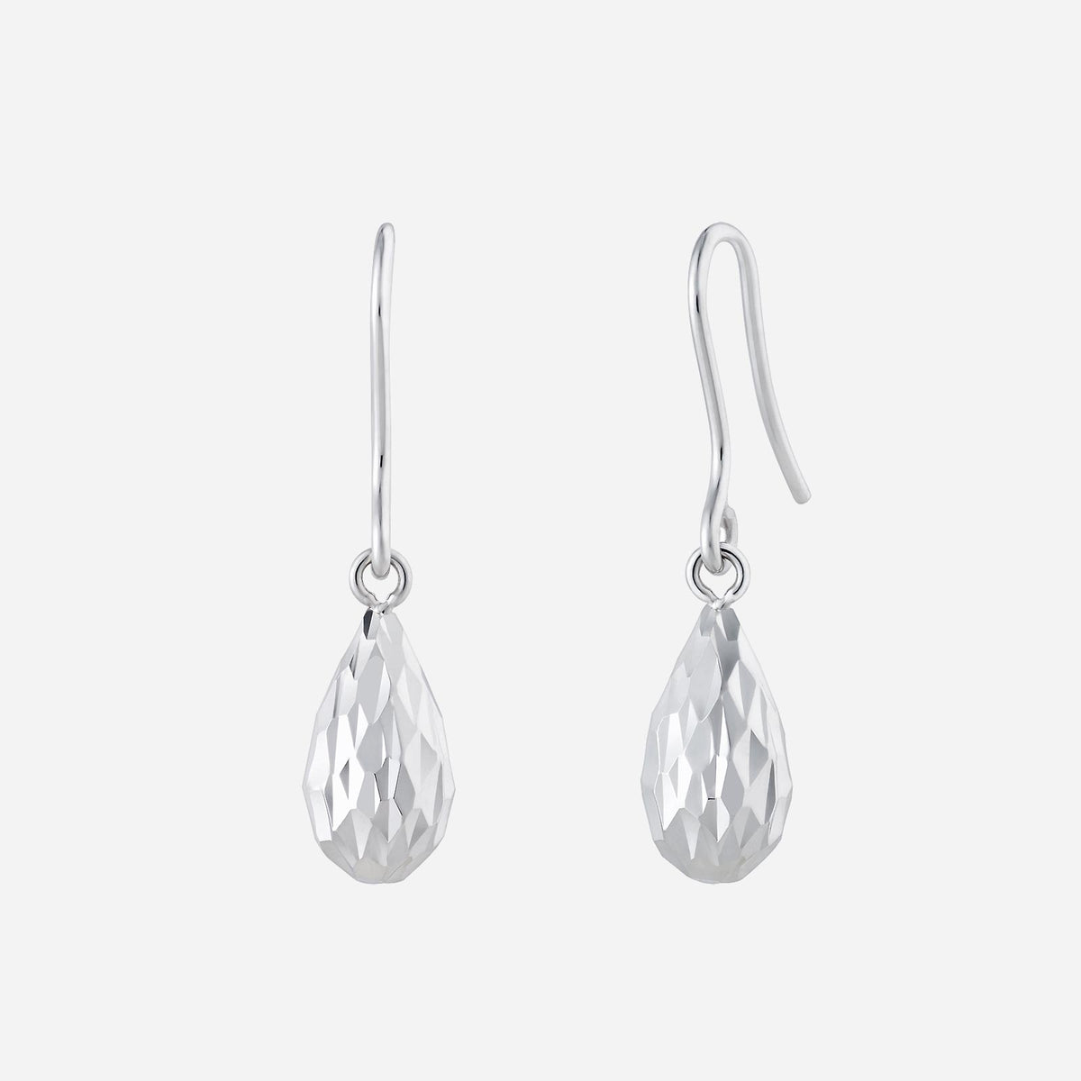18k white gold teardrop earrings with faceted design, showcasing brilliance and elegance for any occasion.