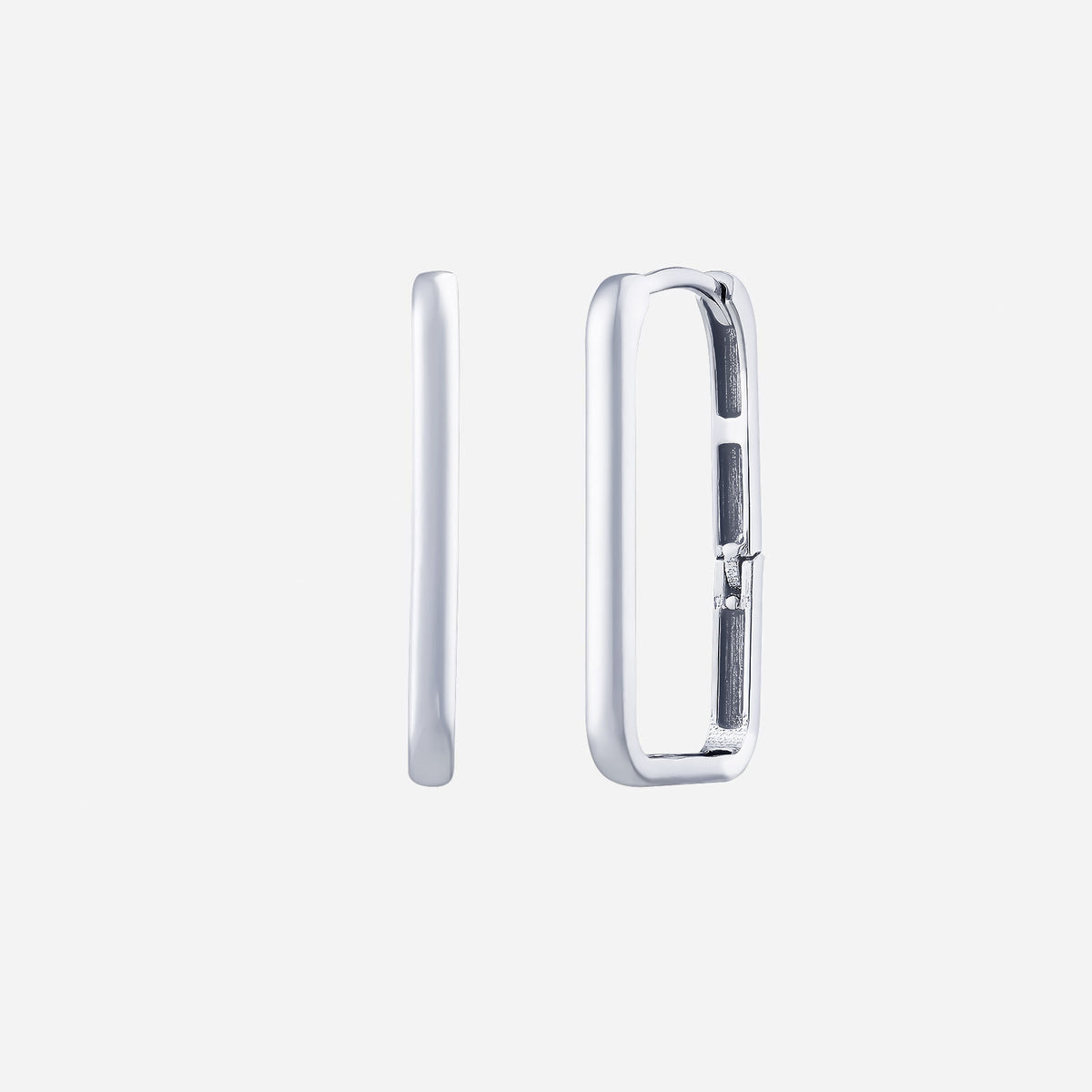18k white gold rectangular earrings featuring a sleek, minimalist design for a sophisticated look.
