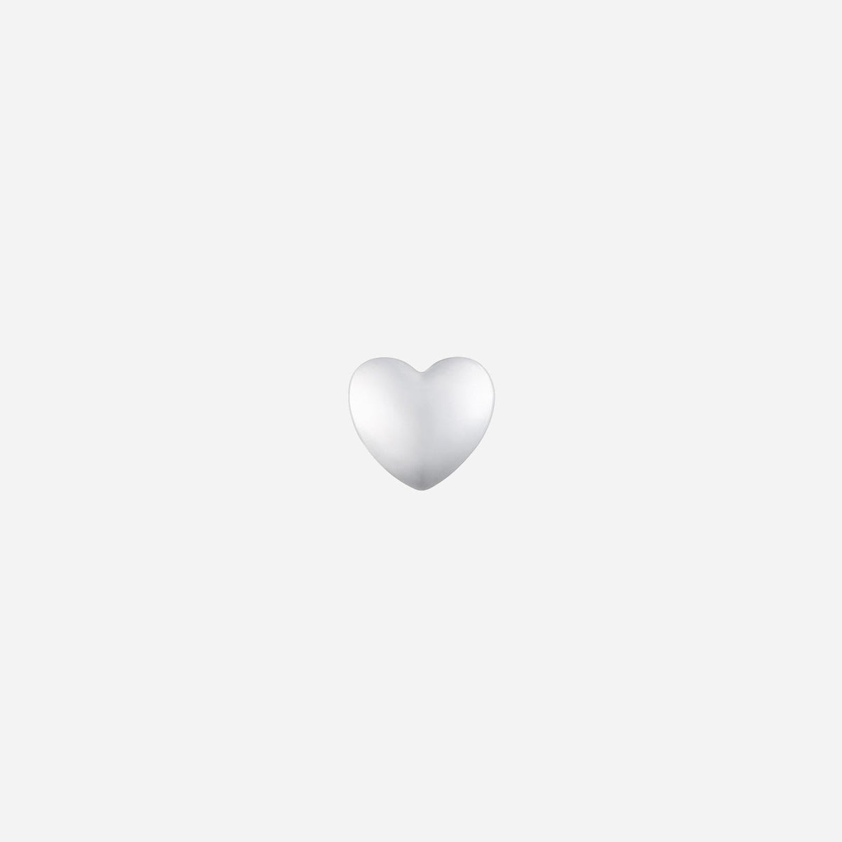 heart-shaped earring in polished 18k white gold, sleek single-sided design for a modern and stylish look.
