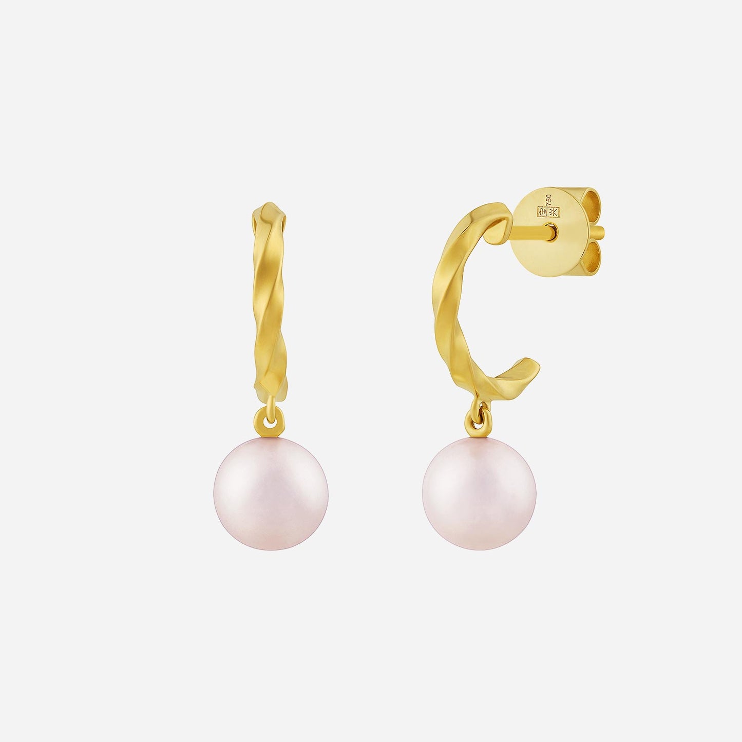 freshwater pearl earrings in 18k yellow gold with textured hoops and pinkish pearls for a sophisticated look.