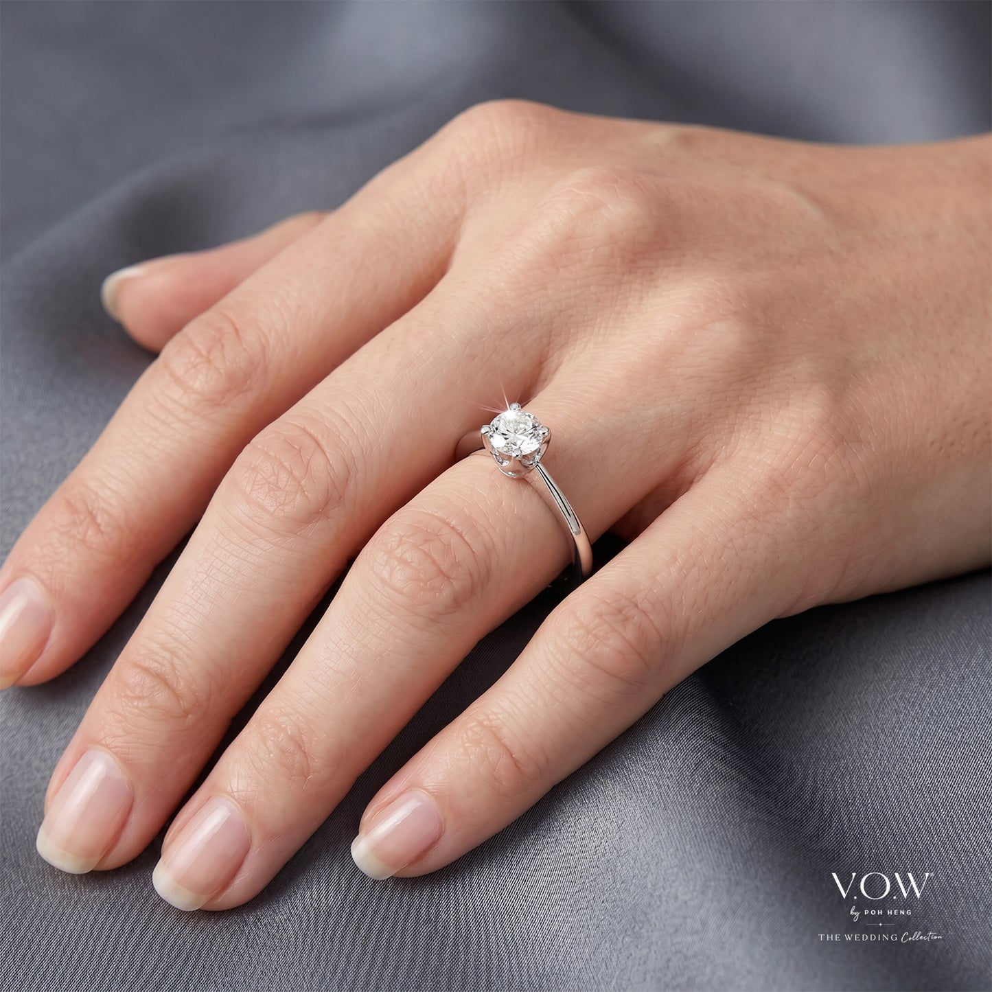trust solitaire diamond ring in white gold (atrust0400193a)
