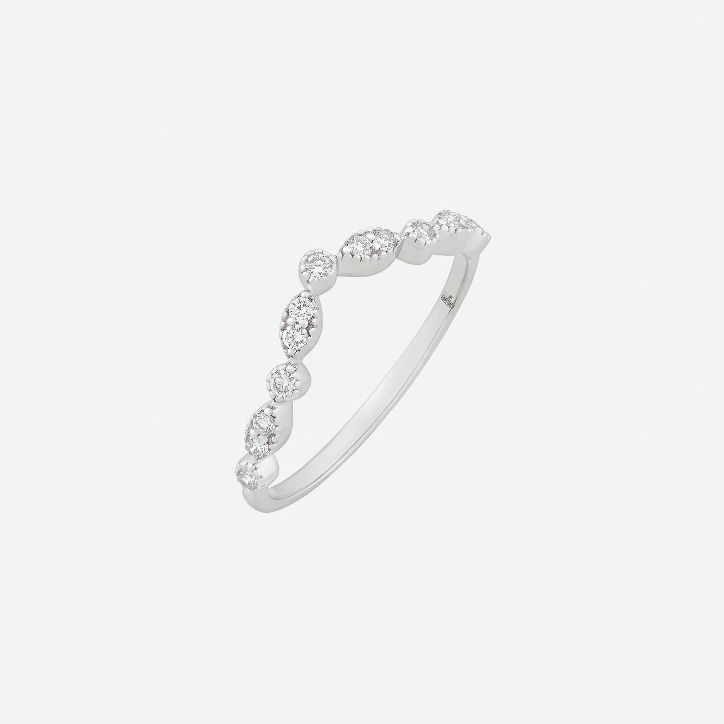 chevron diamond ring in white gold (adiafreestyle0960a)