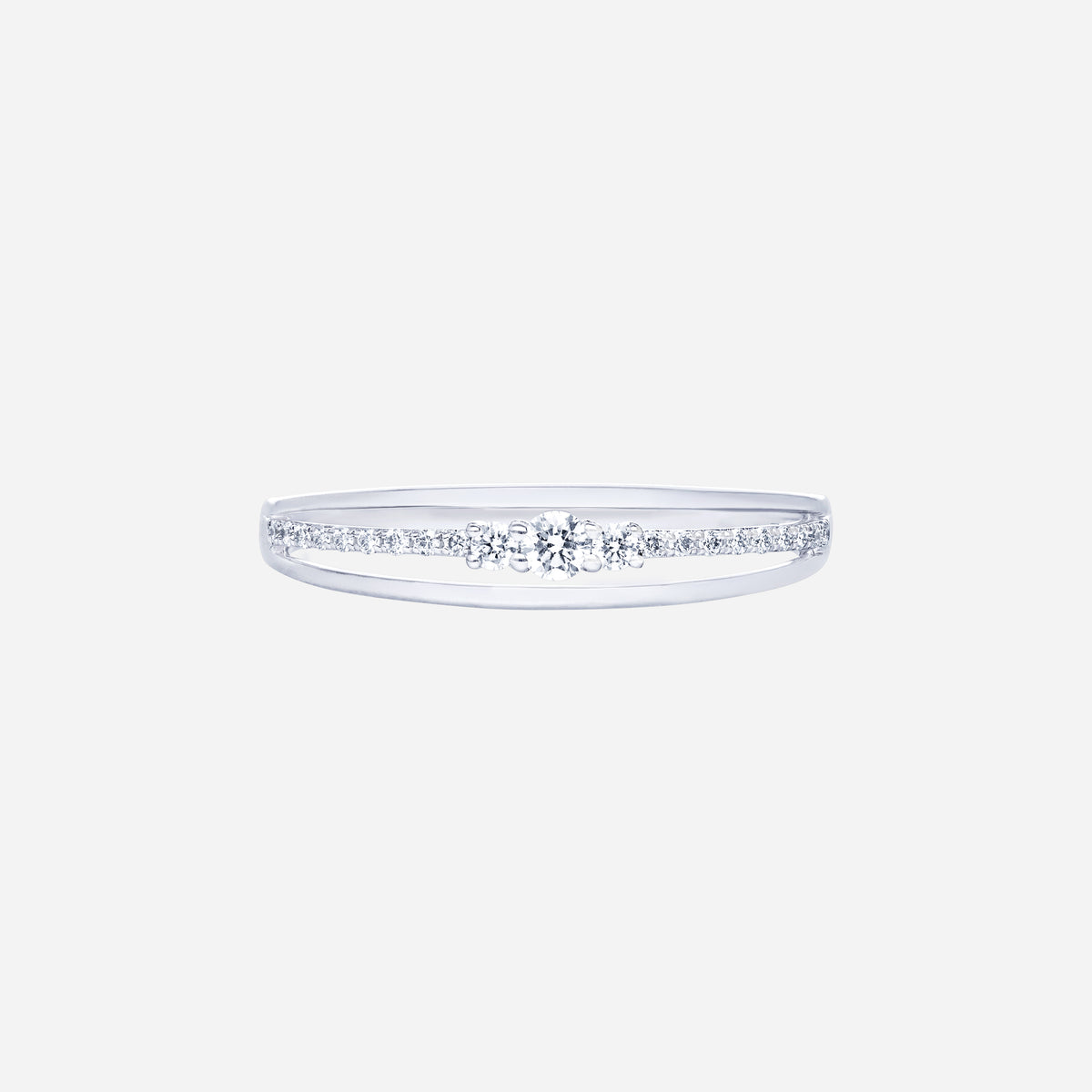 Trio Linear Diamond Ring in 18K white gold with three central diamonds and pavé accents, showcasing contemporary elegance.
