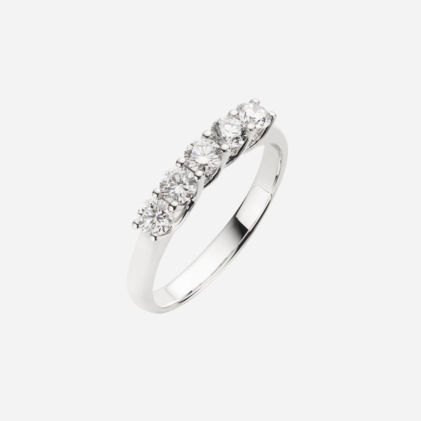diamond ring in white gold (adialines0611a)