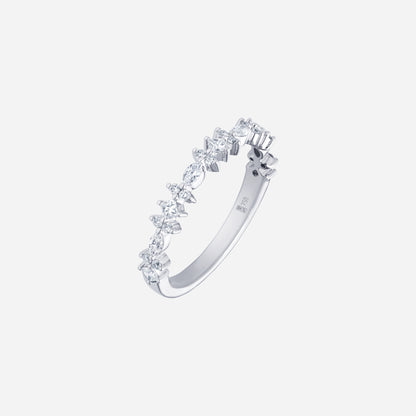 Wreaths of Glory diamond ring in 18K white gold featuring a garland of brilliant-cut diamonds.