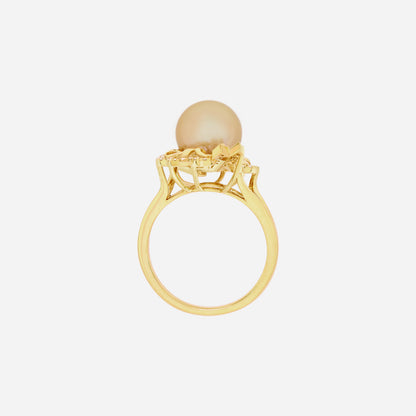 Legacy South Sea Pearl ring in 18K yellow gold, featuring a 9–10mm golden pearl and intricate fan-inspired design.