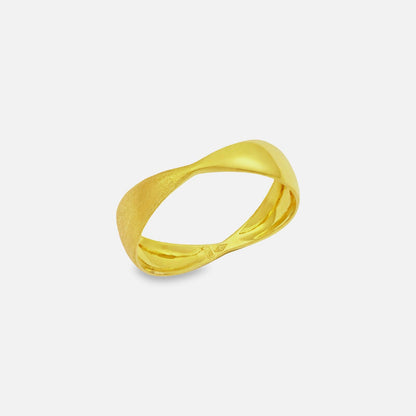 Fluidity Ring in Yellow Gold (ASTYLE0500A)