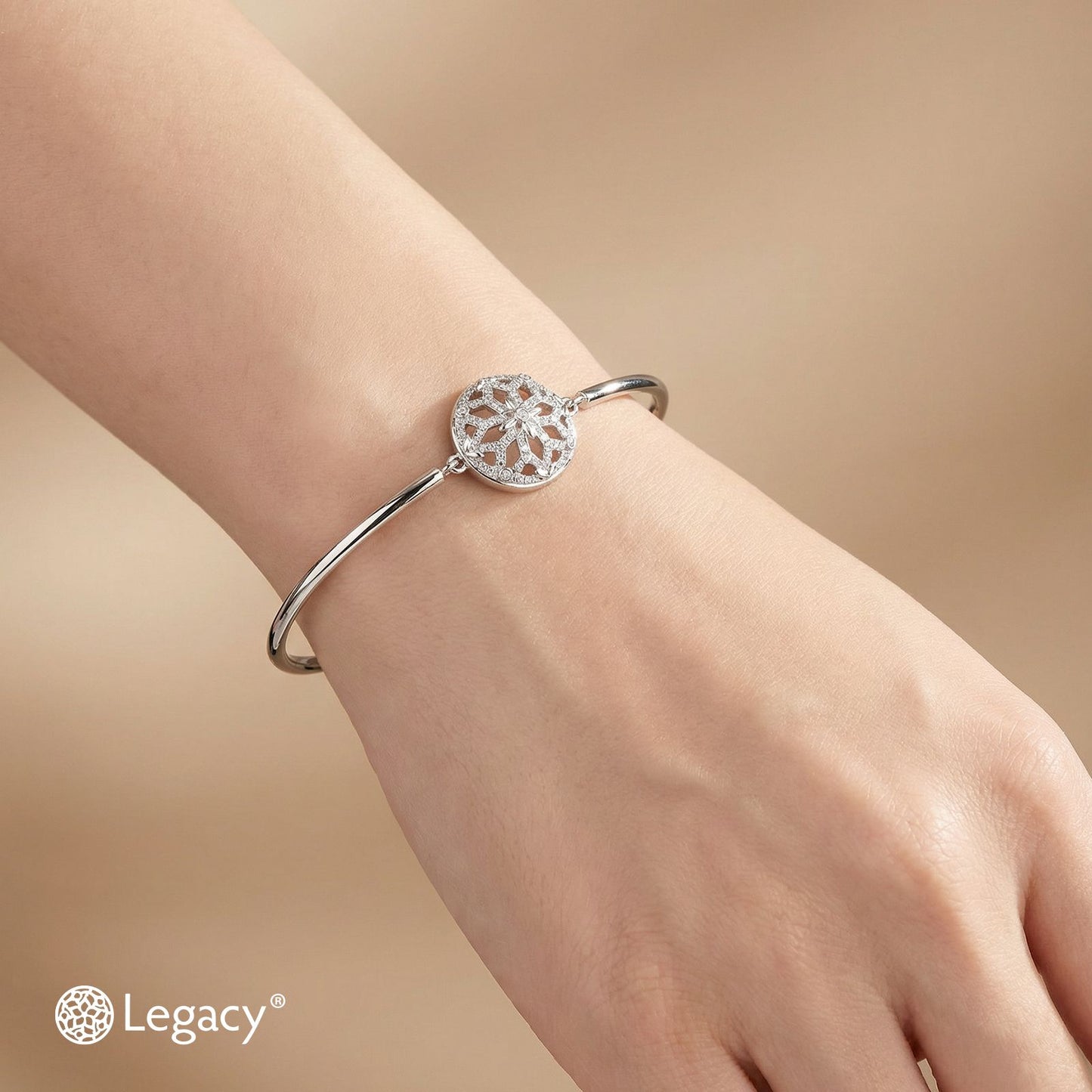 legacy peony diamond bracelet in white gold (edialegacy0743a)