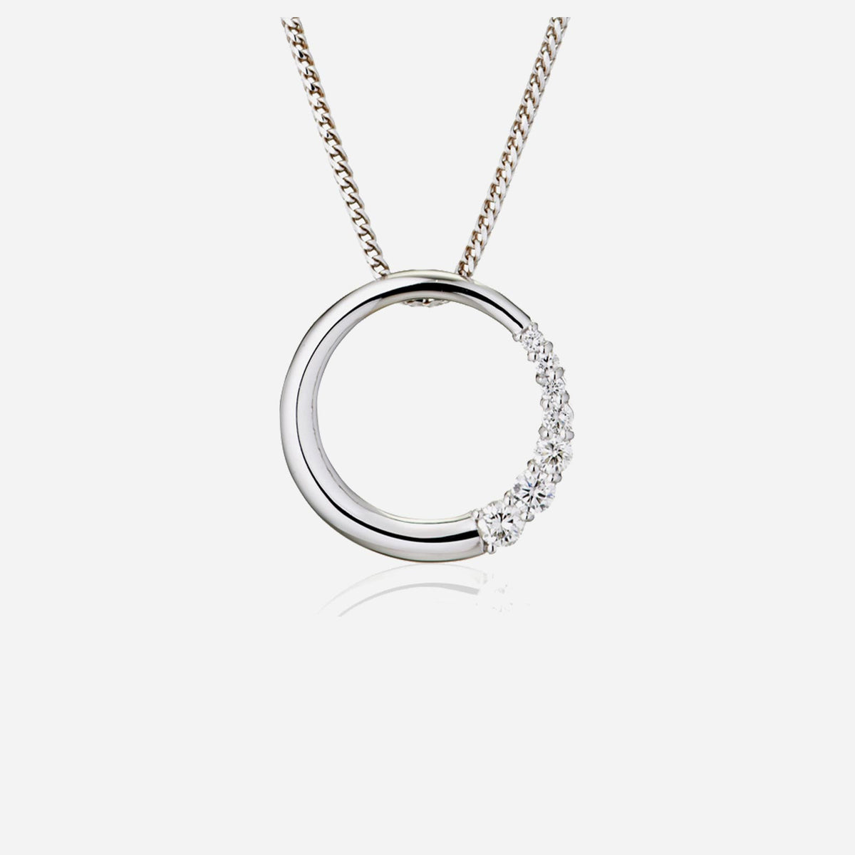 Love Journey halo pendant in 18K white gold featuring seven shimmering diamonds in a contemporary design.