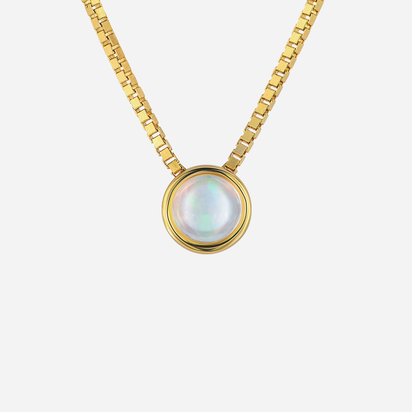 moonstone pendant in 18k yellow gold with a luminous round cabochon design on a sleek chain. elegant and timeless.