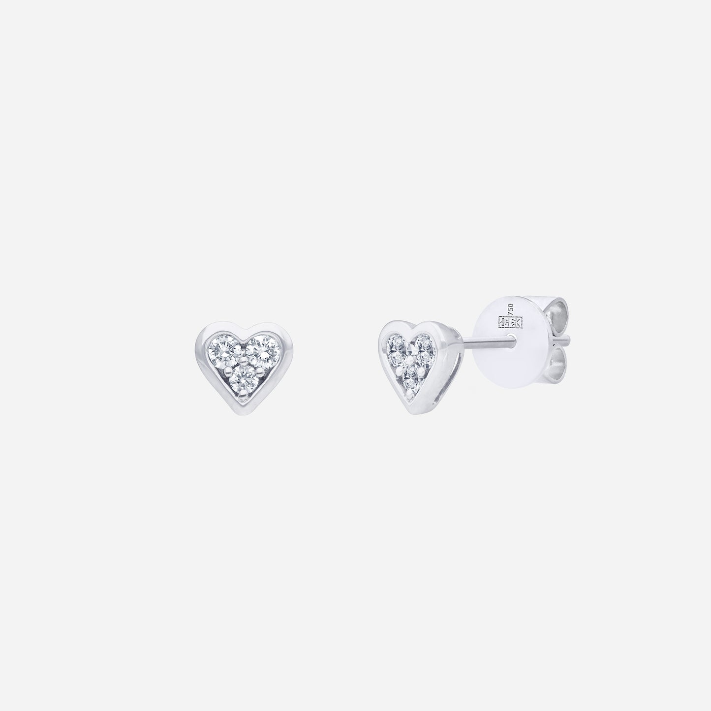 heart-shaped diamond earrings in 18k white gold, featuring sparkling diamonds for a timeless look.