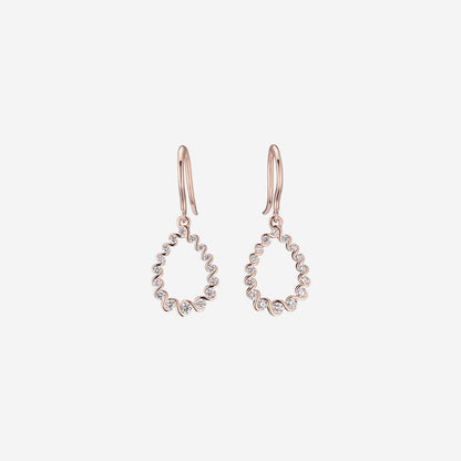 Teardrop earrings in 18K rose gold featuring a wavy design and dazzling diamond embellishments.